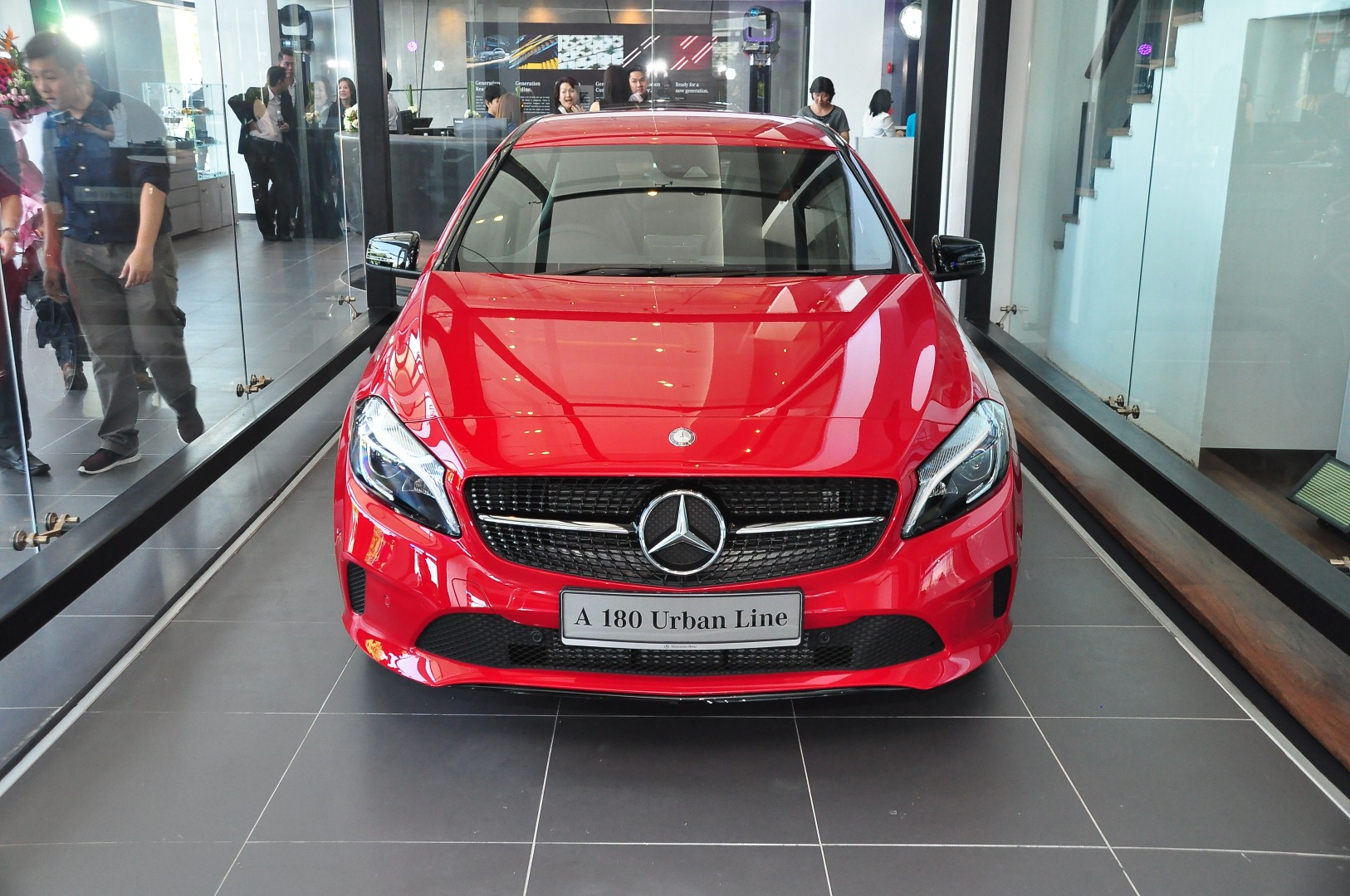 Mercedes-Benz A 180 Urban Line - 01